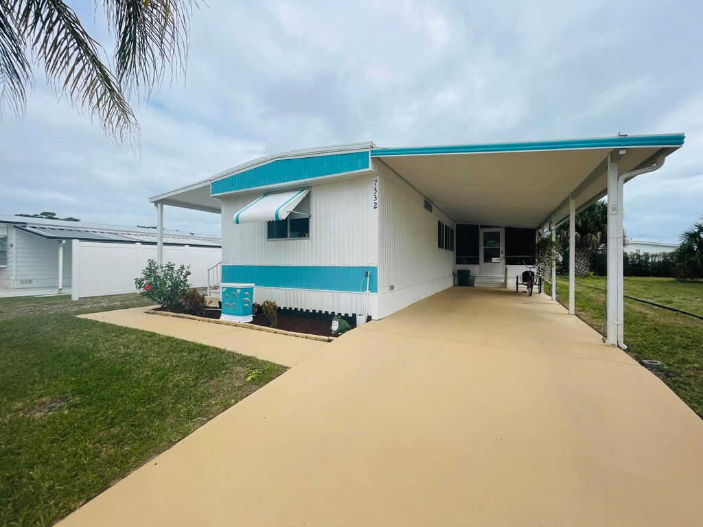 Photo of 7332 SE Redbird Circle, Hobe Sound, FL 33455 (MLS # R10958099)