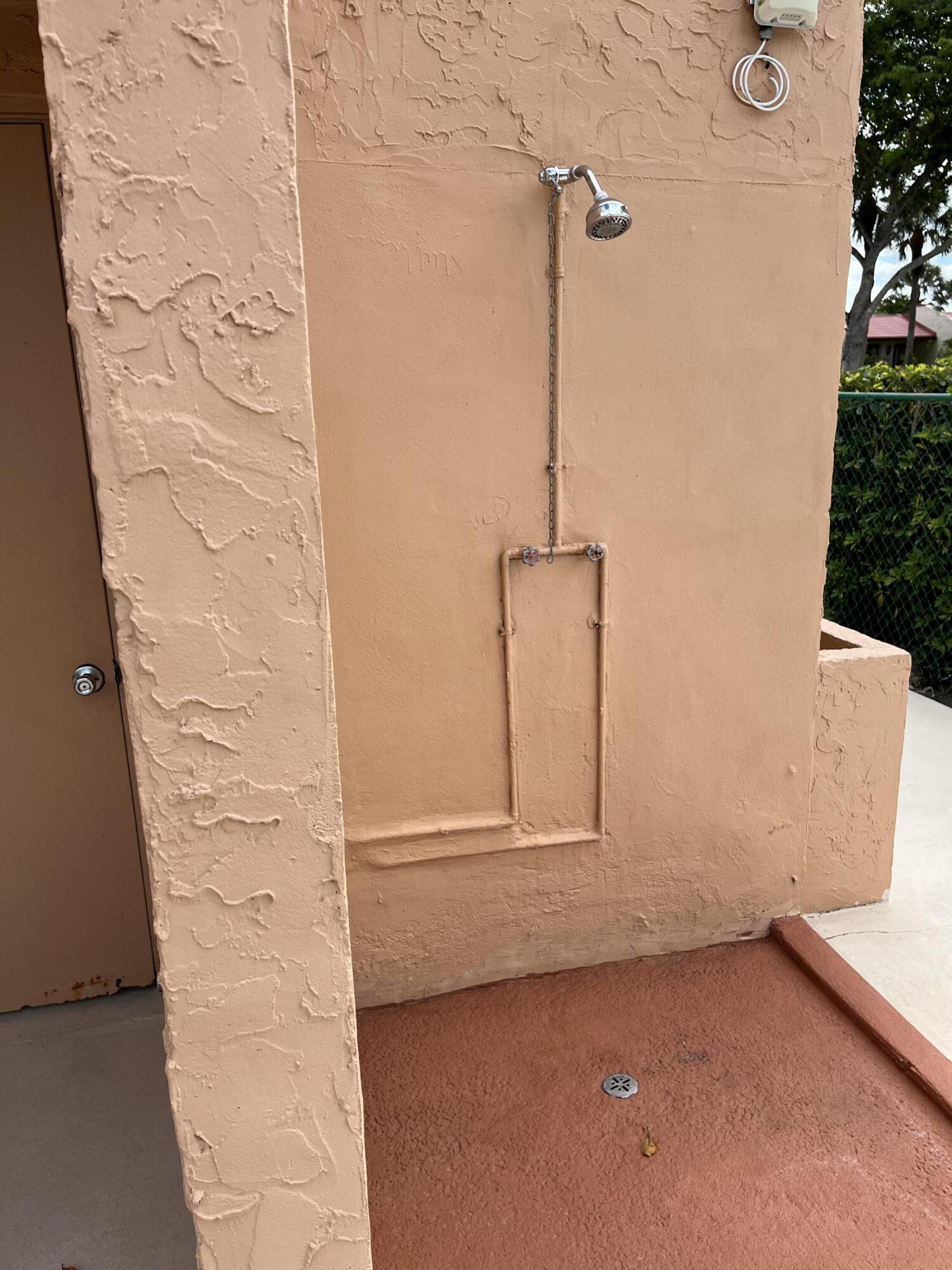 GOLDEN LAKES VILLAGE CONDO 1 THRU 13-A - Residential Lease