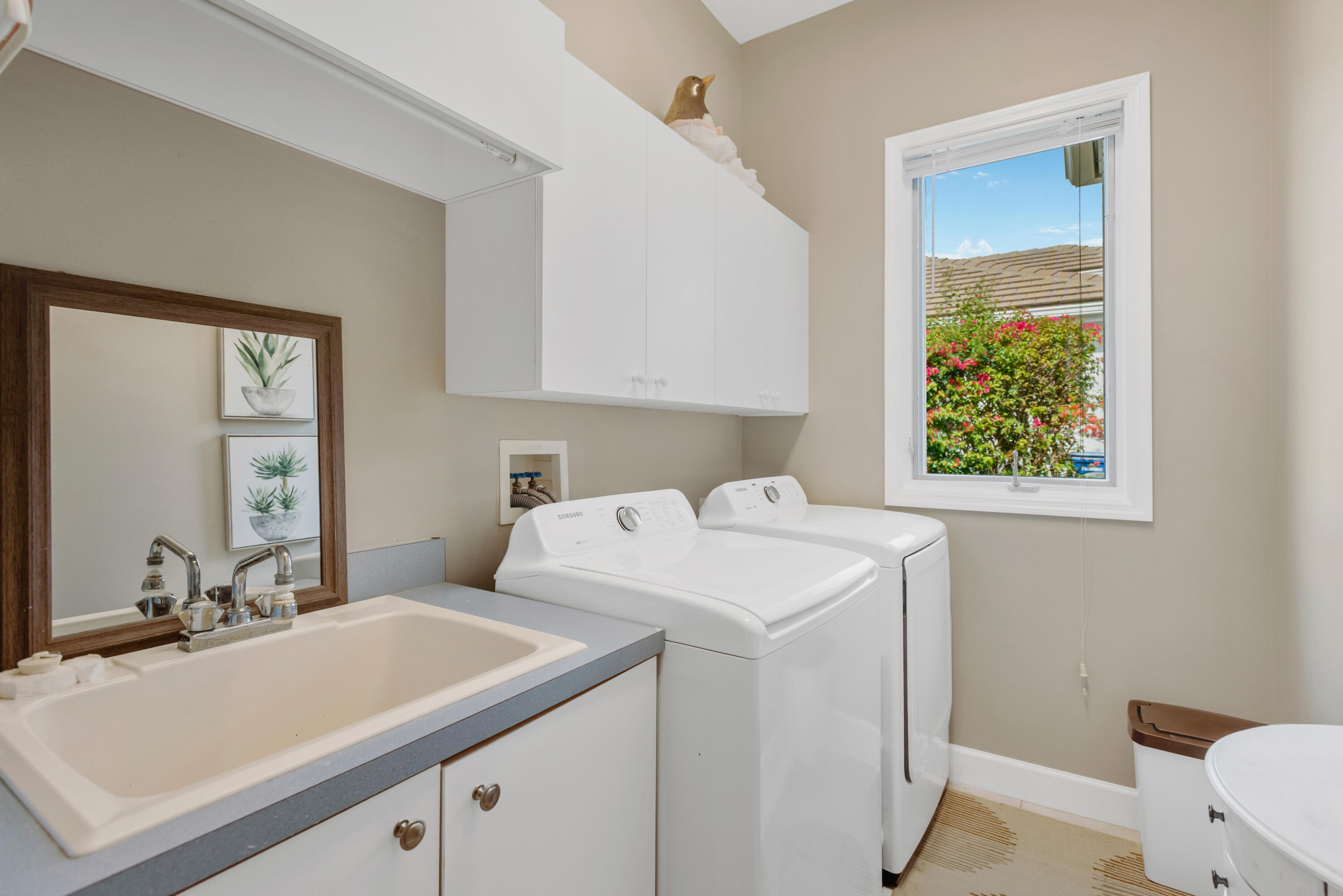 ROSEDALE 9 - Residential