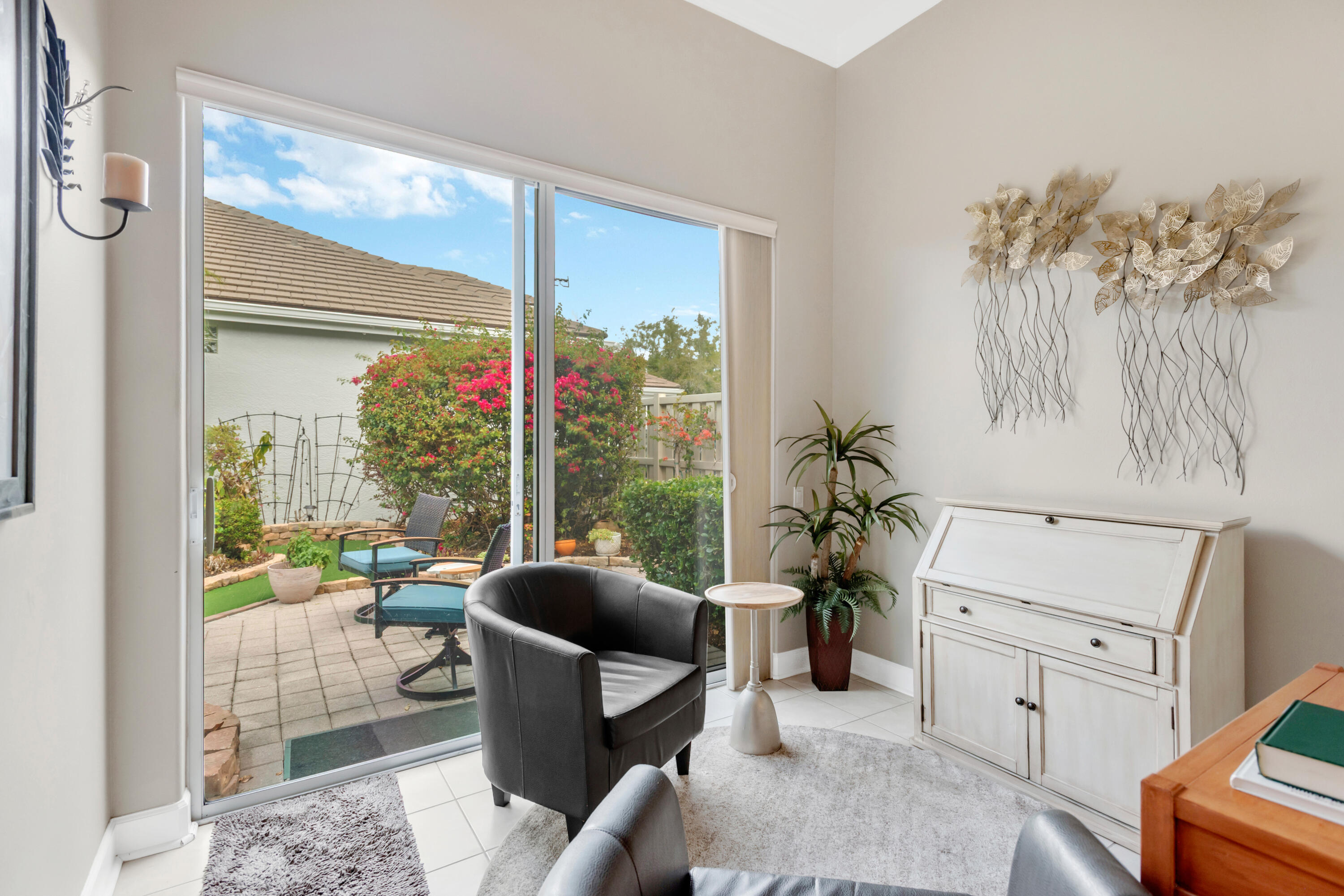 ROSEDALE 9 - Residential