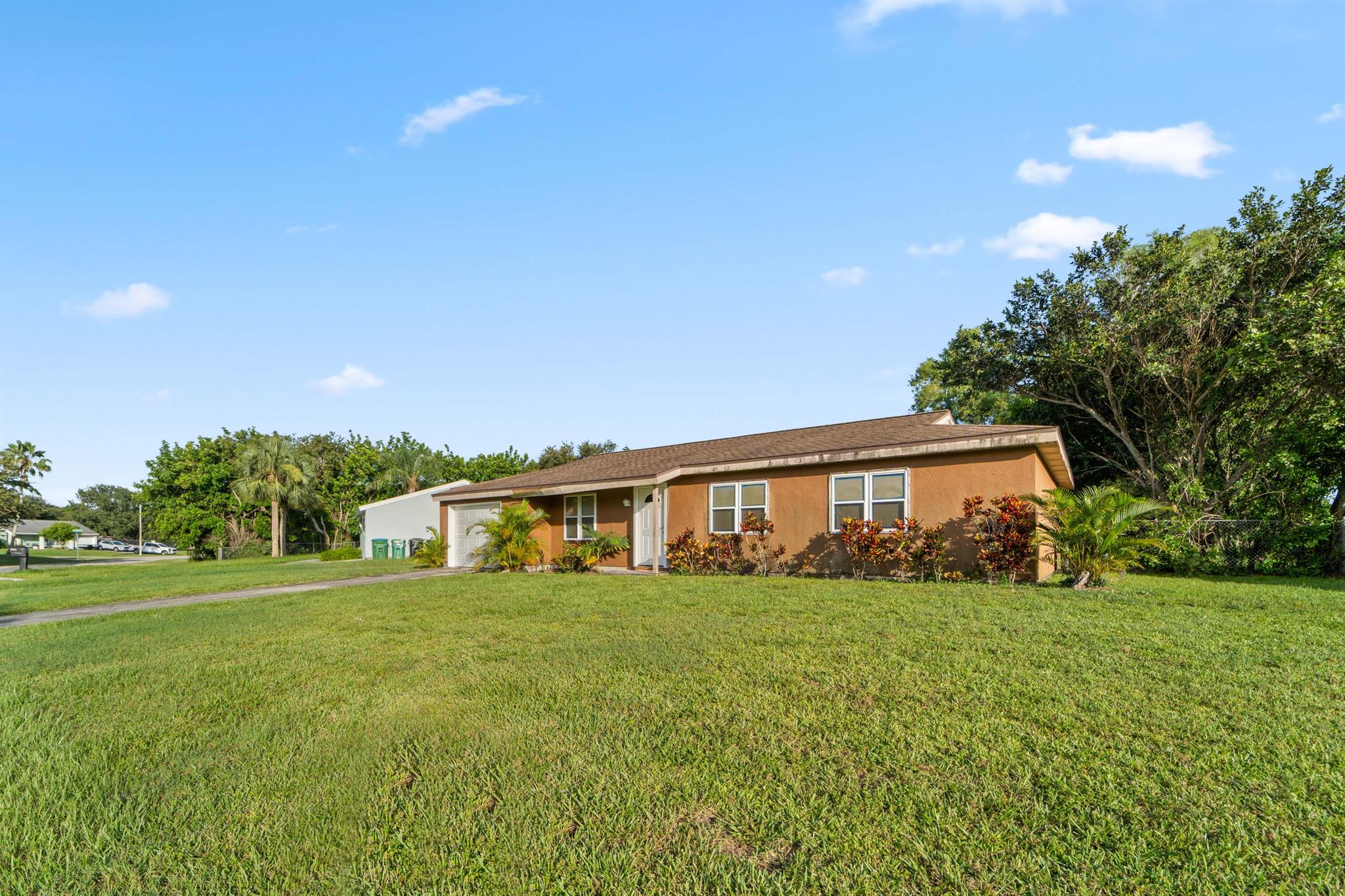 226 SW Kimball Circle