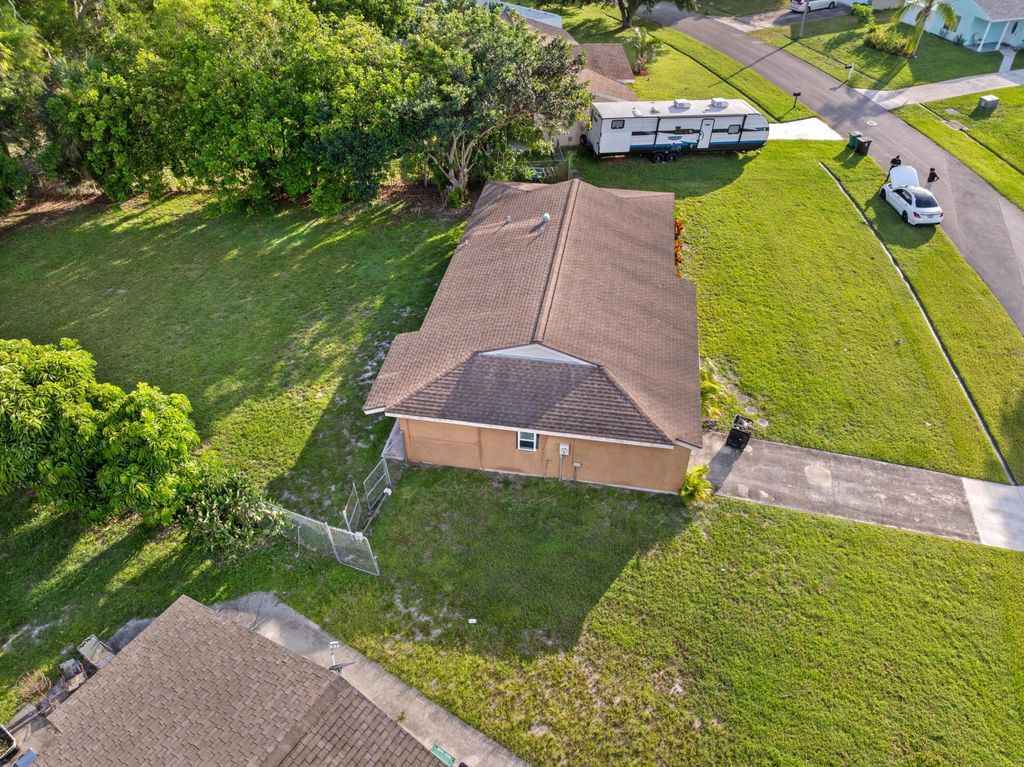 Photo of 226 SW Kimball Circle, Port Saint Lucie, FL 34953 (MLS # R11118739)