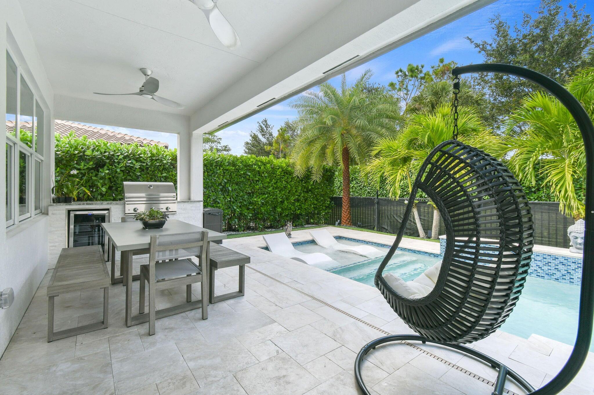 CRESTWOOD NORTH - Residential