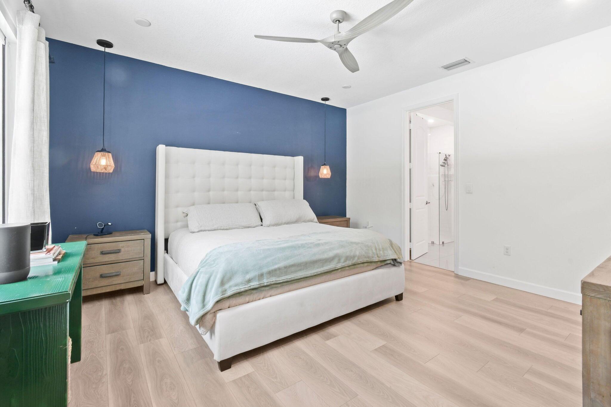 CRESTWOOD NORTH - Residential