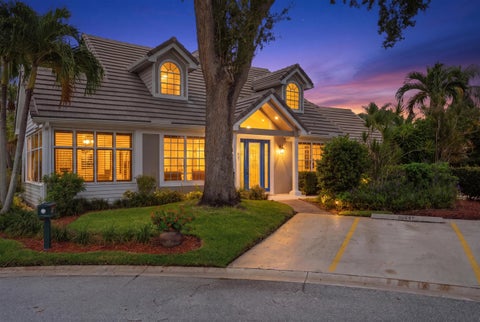 Tiny photo for 207 Woodsmuir Court, Palm Beach Gardens, FL 33418 (MLS # B26054408)