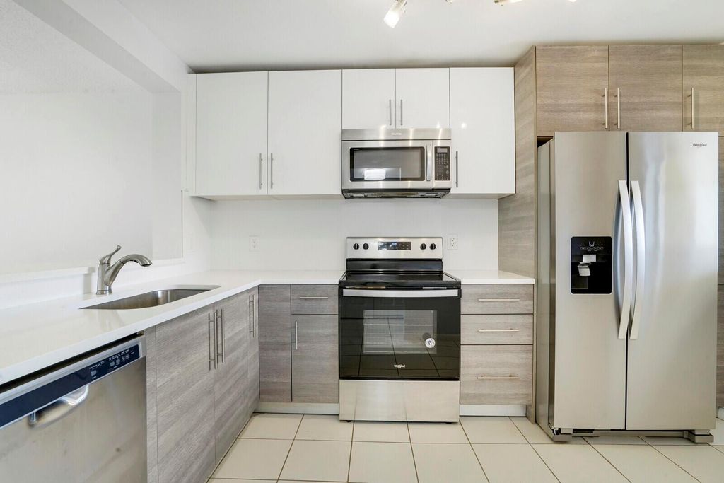 Photo of 2825 SW 22nd Avenue #2030, Delray Beach, FL 33445 (MLS # R10980486)