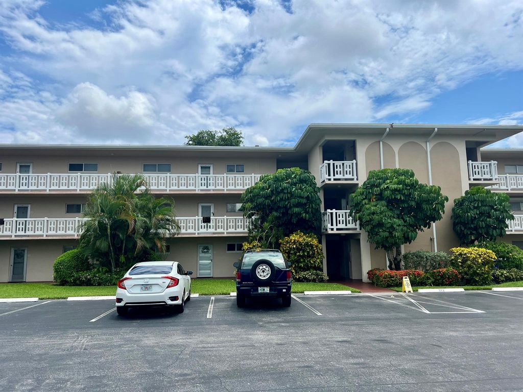 Photo of 2770 S Garden Drive #305, Lake Worth, FL 33461 (MLS # R11010764)