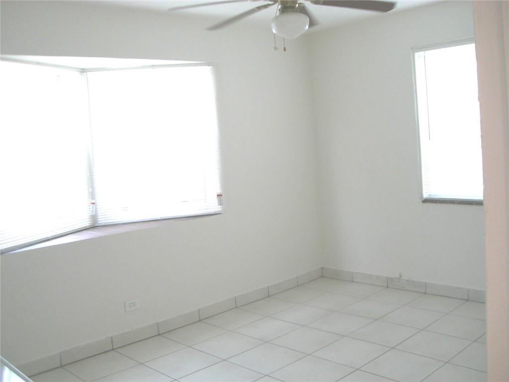 Lauder Del Mar 7-30 B - Residential Lease