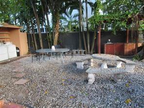 Lauder Del Mar 7-30 B - Residential Lease