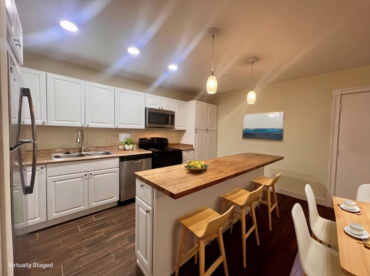 1500 N Congress Avenue A2