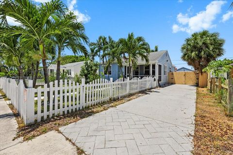 Property photo of 915 N K Street, Lake Worth Beach, FL 33460