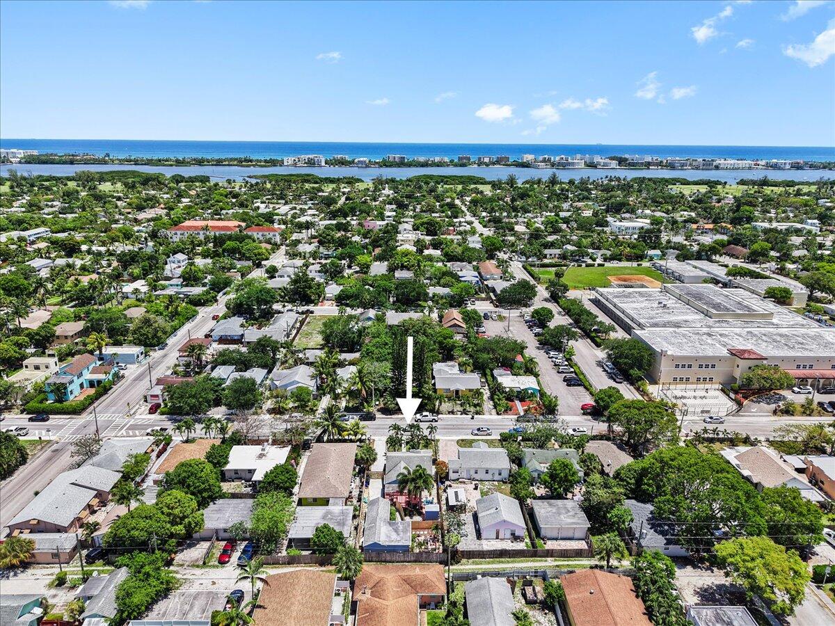 LAKE WORTH TOWN OF - Residential