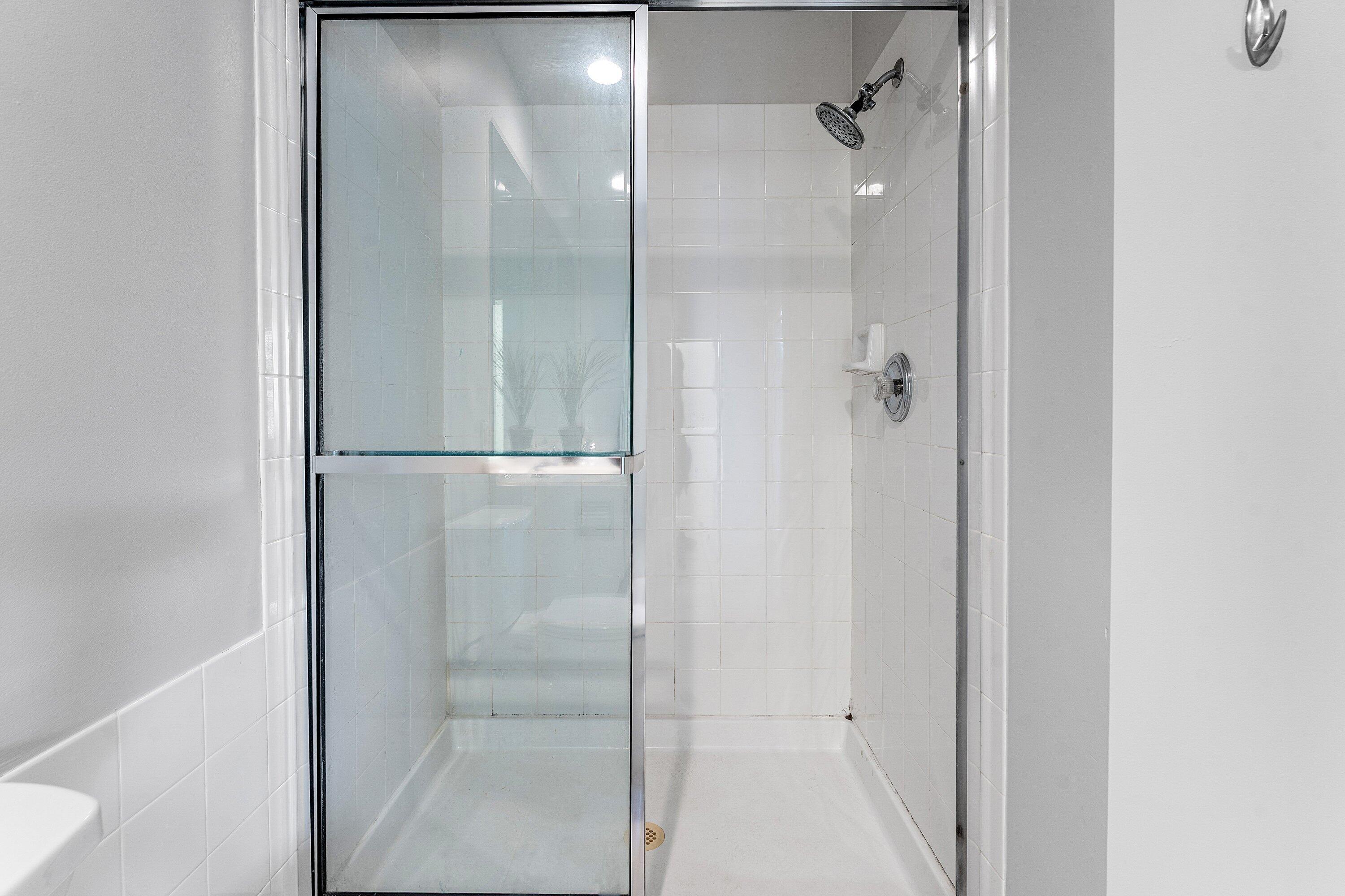 TEQUESTA OAKS - Residential