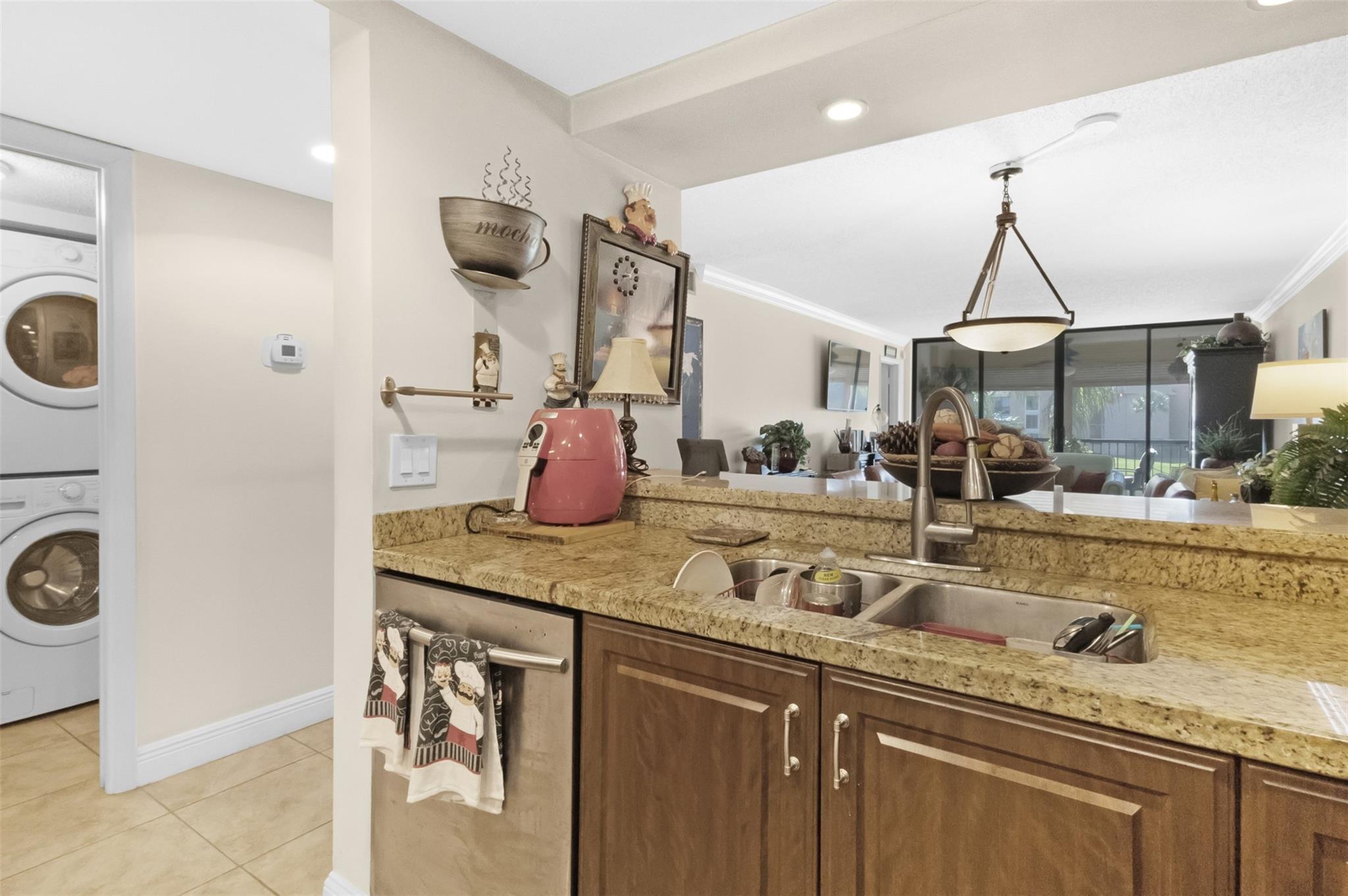 5717 Coral Lake Dr 205