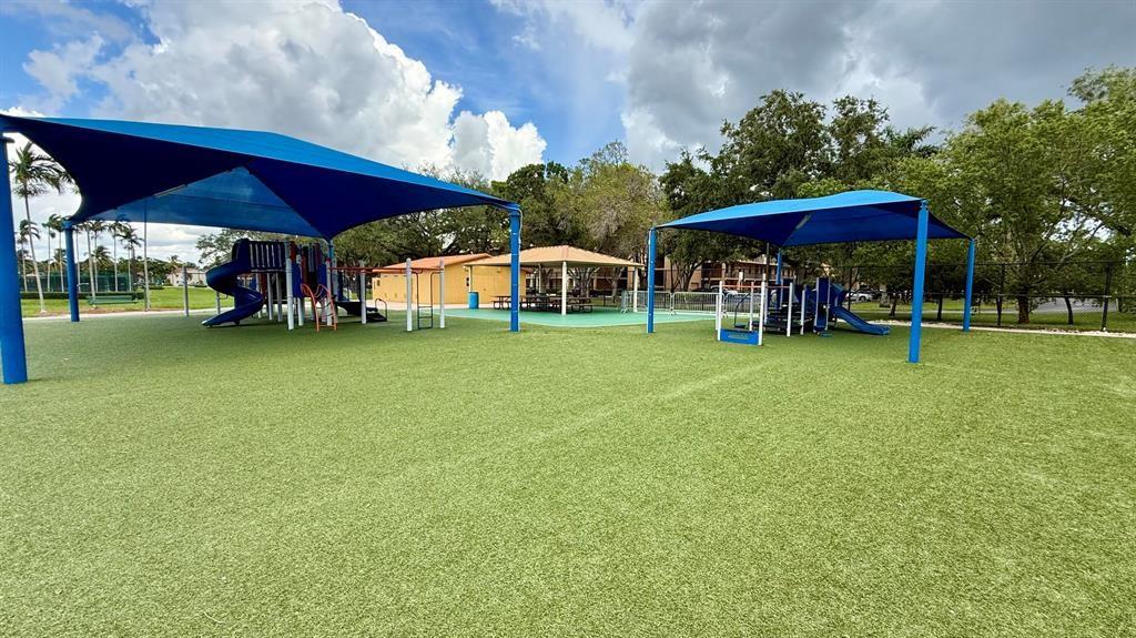 Coral Gate - Residential