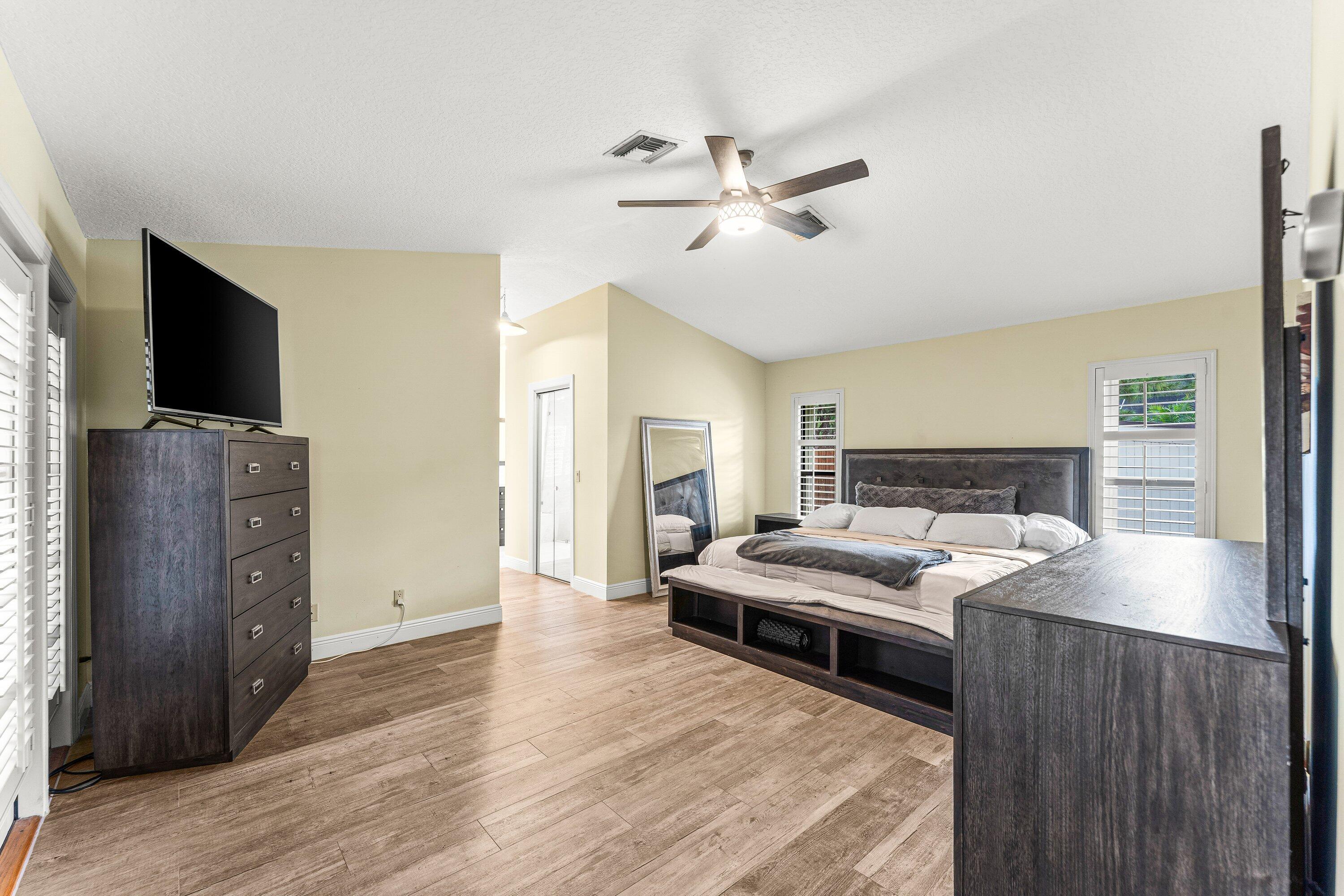 SHERWOOD PARK - Residential Lease