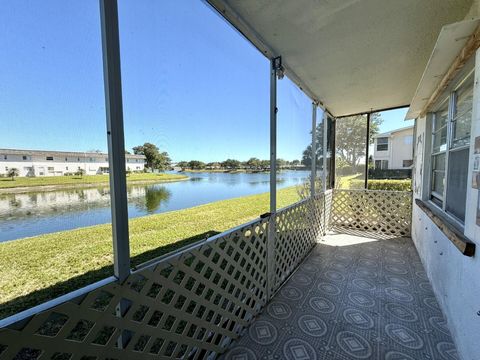 401 Chatham T West Palm Beach FL 33417