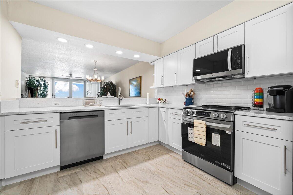 LANTANA OCEANFRONT - Residential
