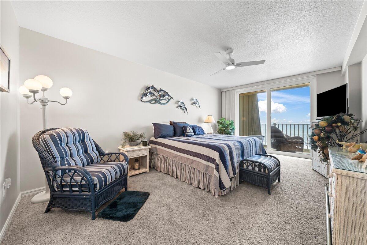 LANTANA OCEANFRONT - Residential