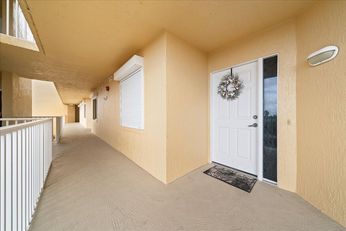 LANTANA OCEANFRONT - Residential