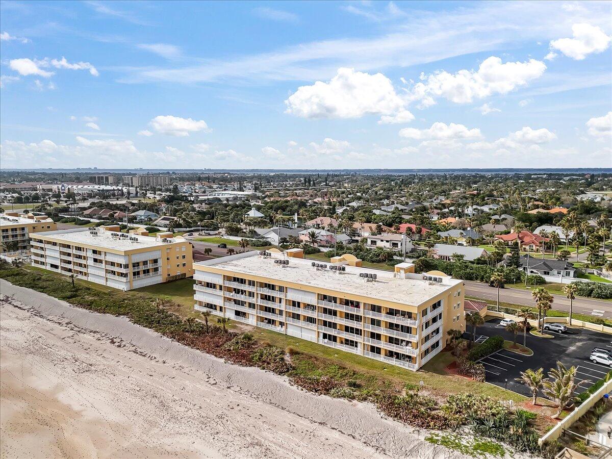 LANTANA OCEANFRONT - Residential