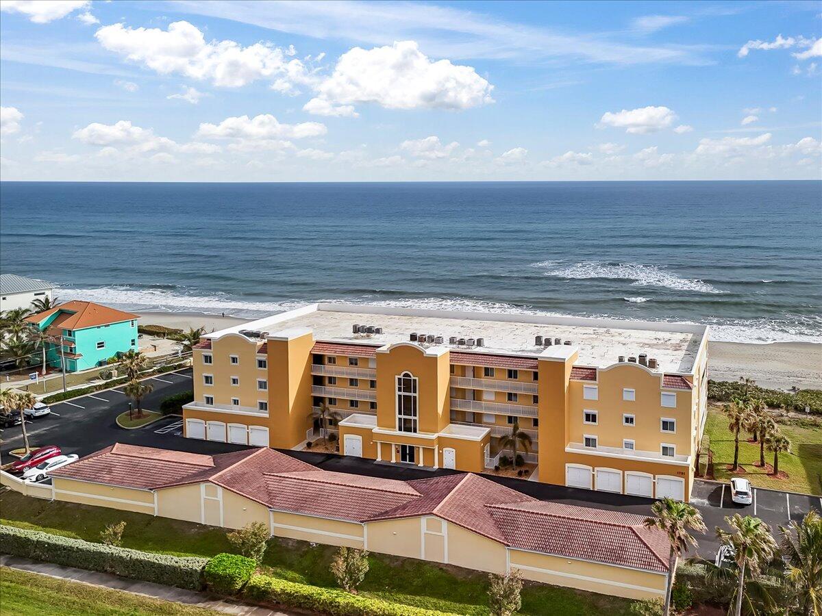 LANTANA OCEANFRONT - Residential