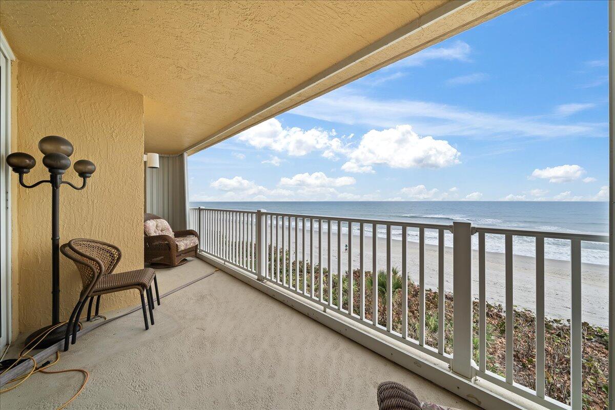 LANTANA OCEANFRONT - Residential
