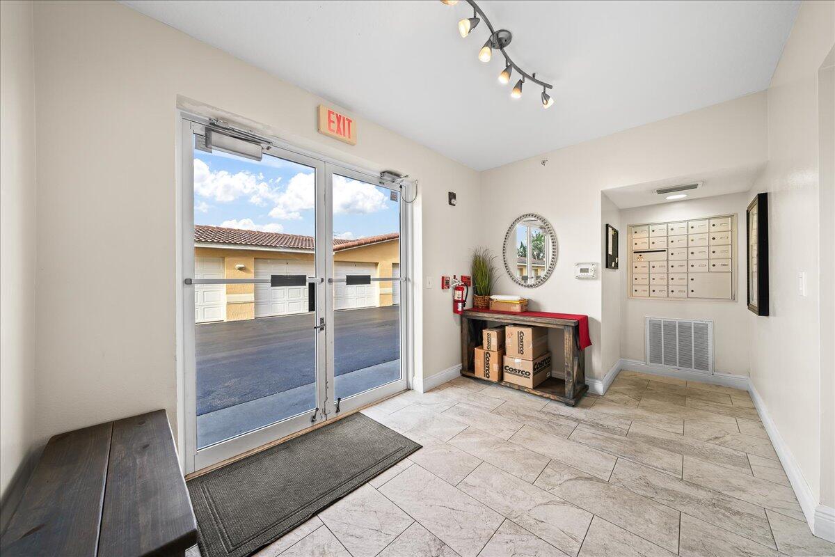 LANTANA OCEANFRONT - Residential