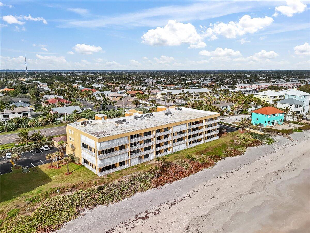 LANTANA OCEANFRONT - Residential
