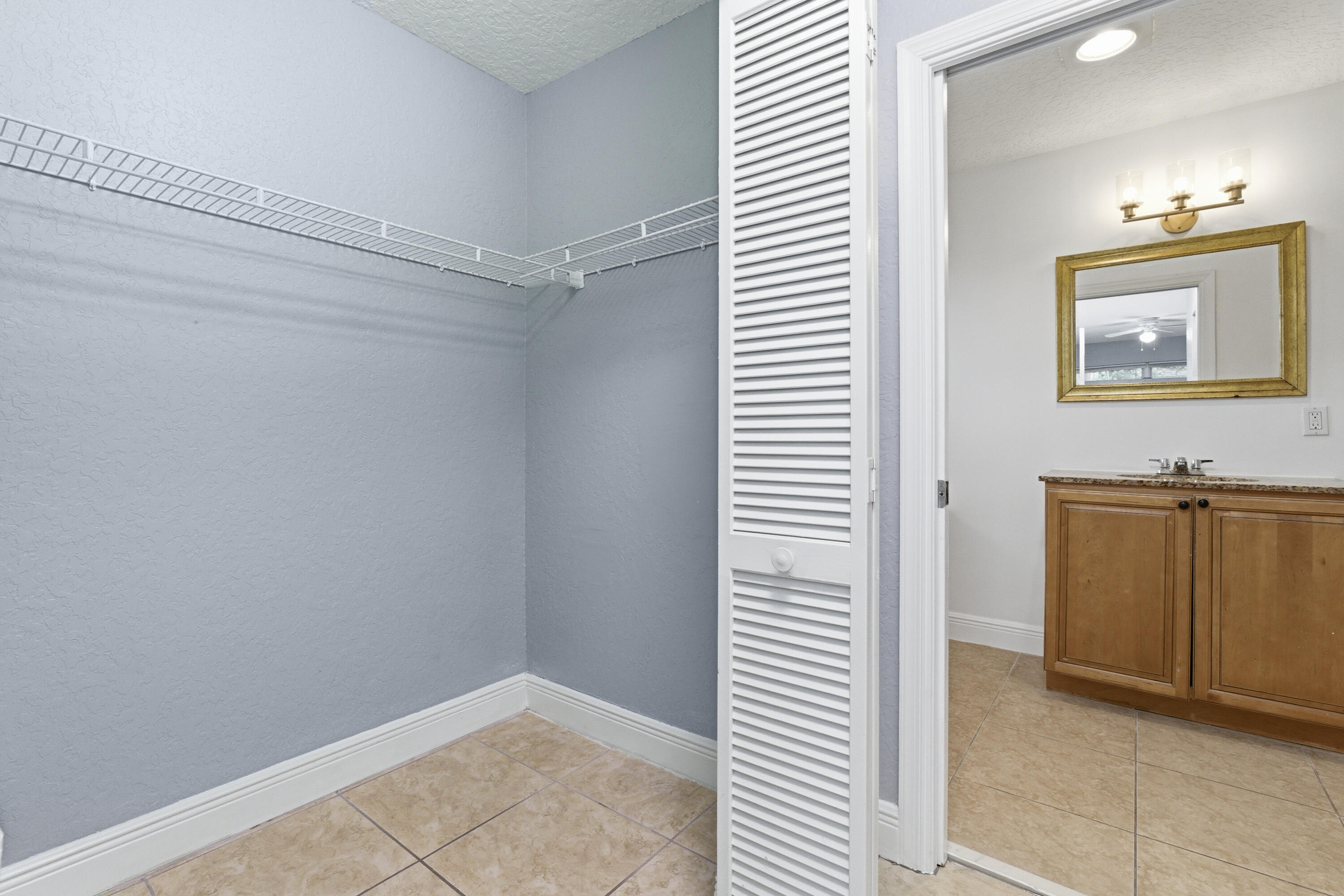 SUGAR POND MANOR OF WELLINGTON - Residential Lease