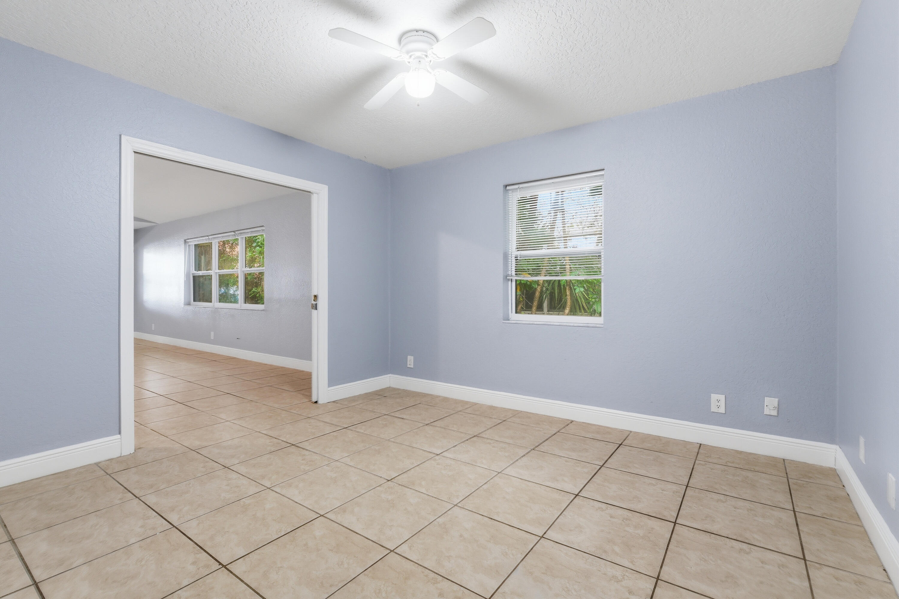 SUGAR POND MANOR OF WELLINGTON - Residential Lease