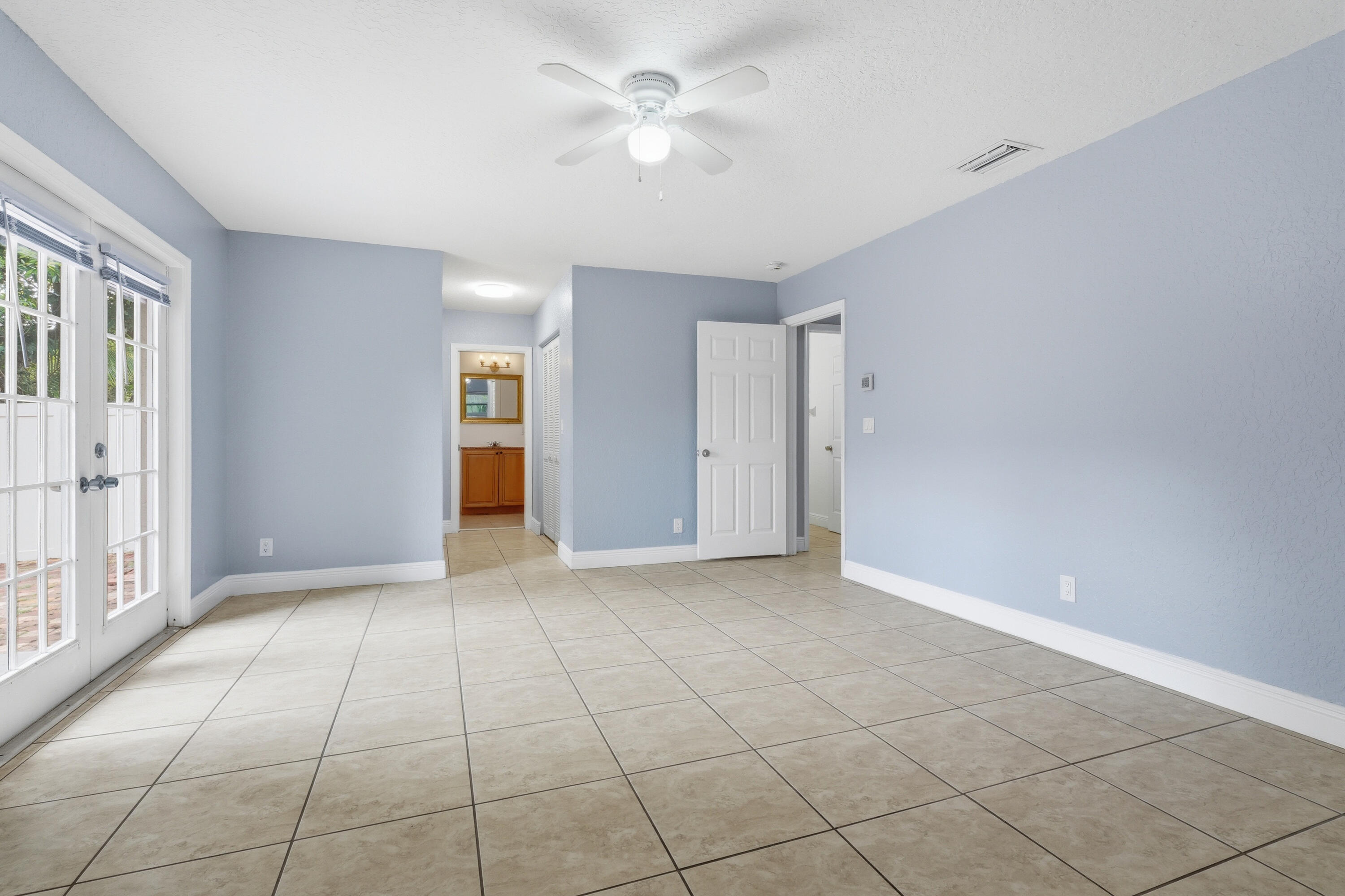 SUGAR POND MANOR OF WELLINGTON - Residential Lease