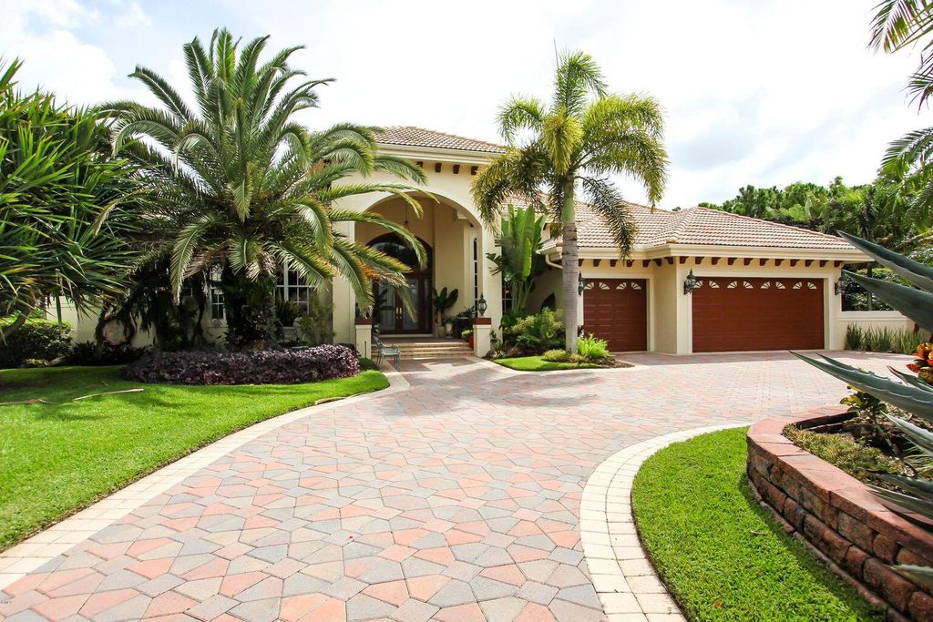 Photo of 8677 Marlamoor Lane, West Palm Beach, FL 33412 (MLS # R10778832)