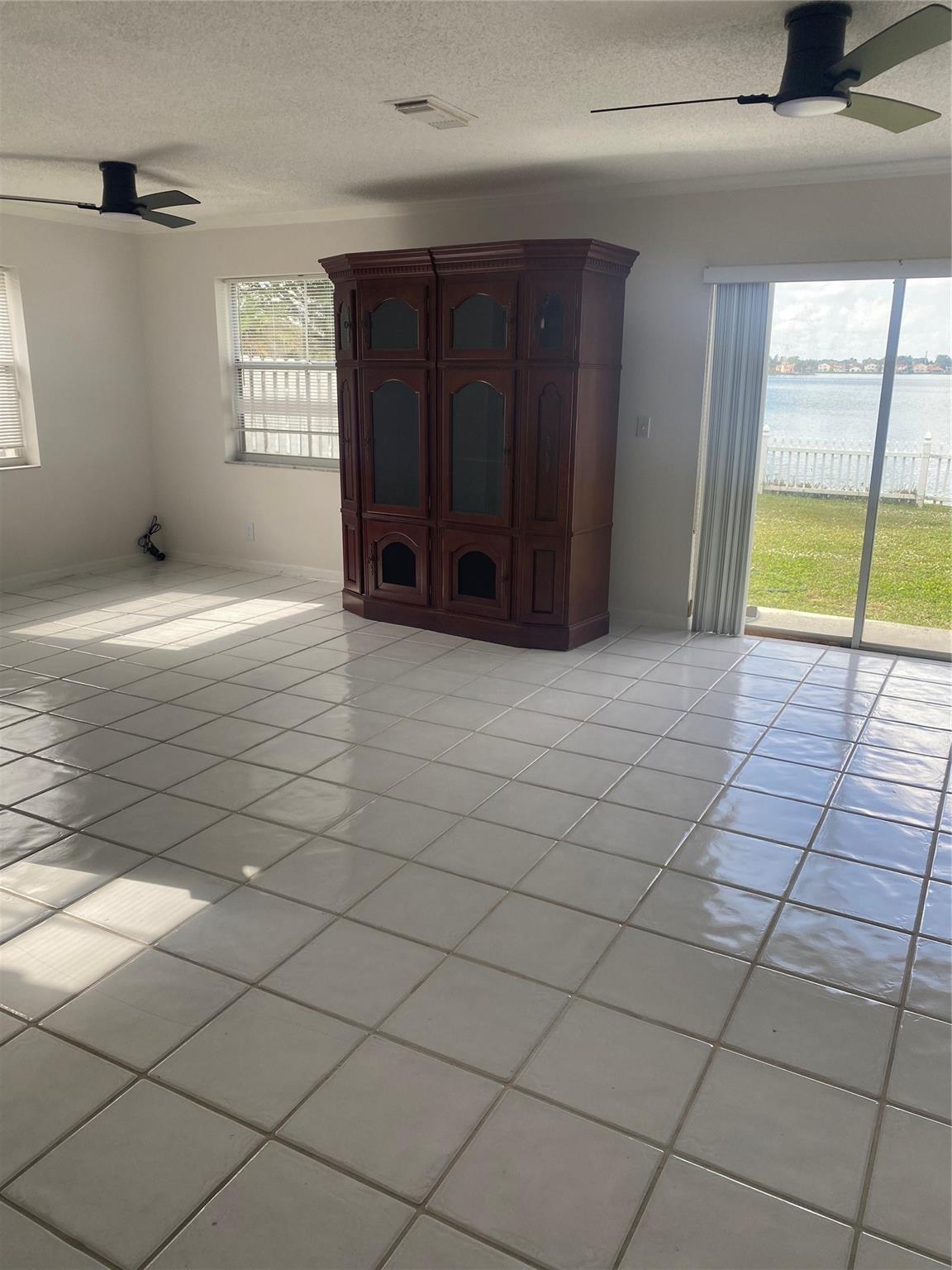 Coral Bay Rep Sec One - Residential Lease