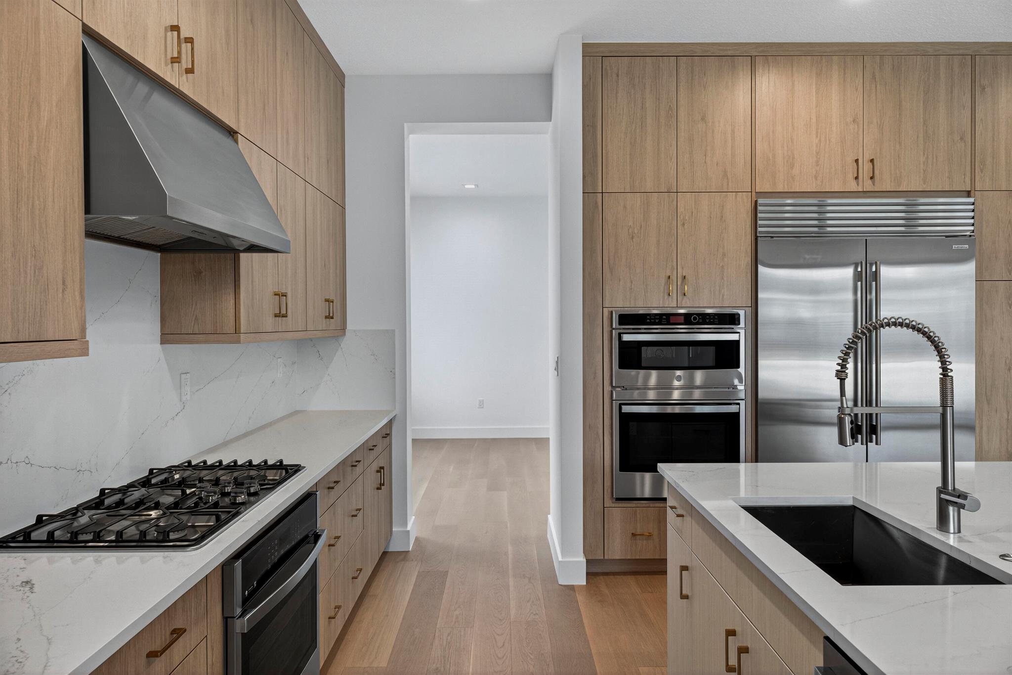 LOTUS EDGE JOHNS WEST PUD - Residential Lease