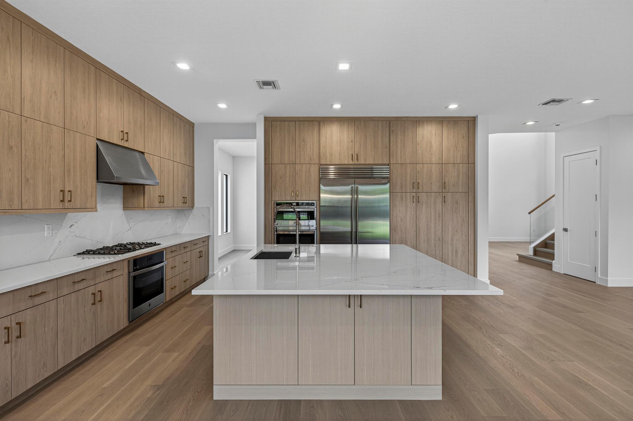 LOTUS EDGE JOHNS WEST PUD - Residential Lease