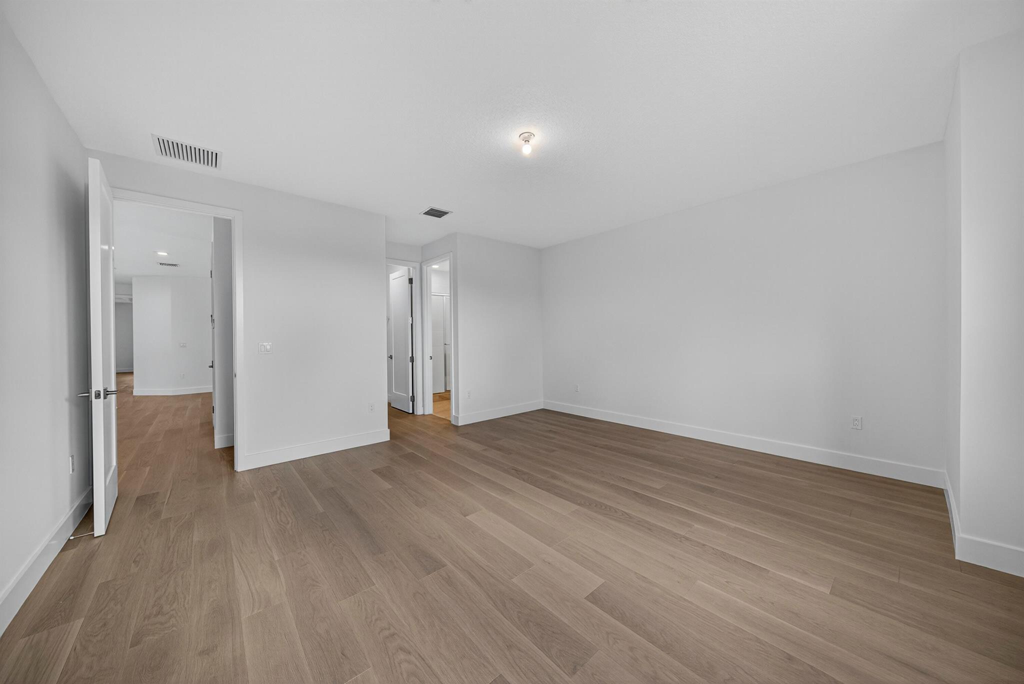 LOTUS EDGE JOHNS WEST PUD - Residential Lease