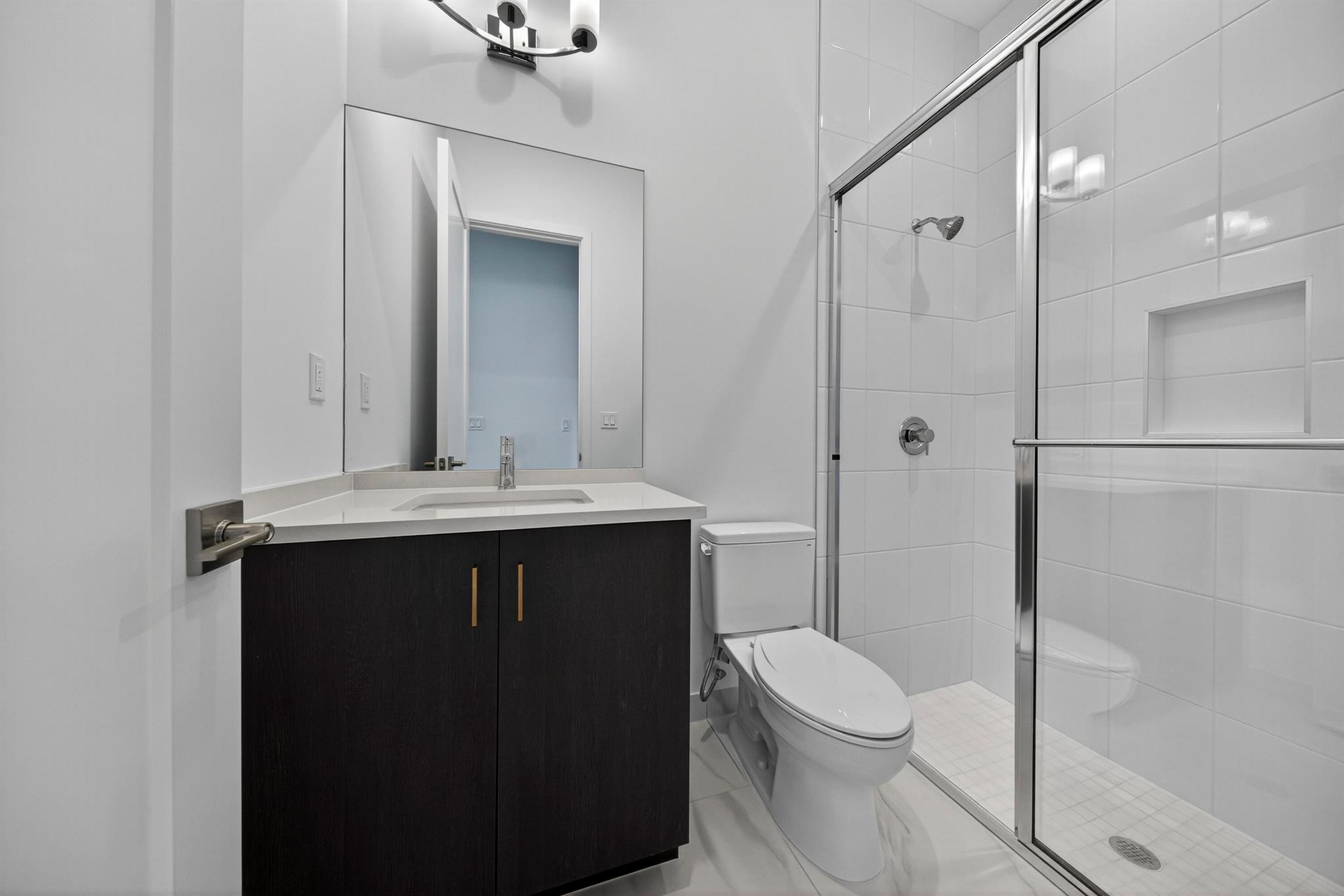 LOTUS EDGE JOHNS WEST PUD - Residential Lease