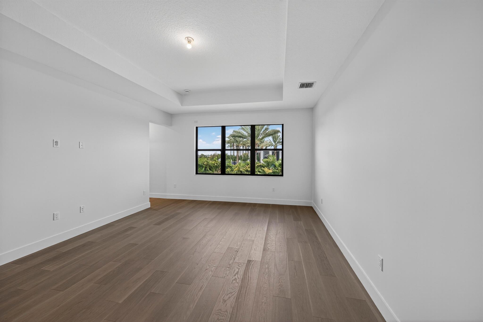 LOTUS EDGE JOHNS WEST PUD - Residential Lease