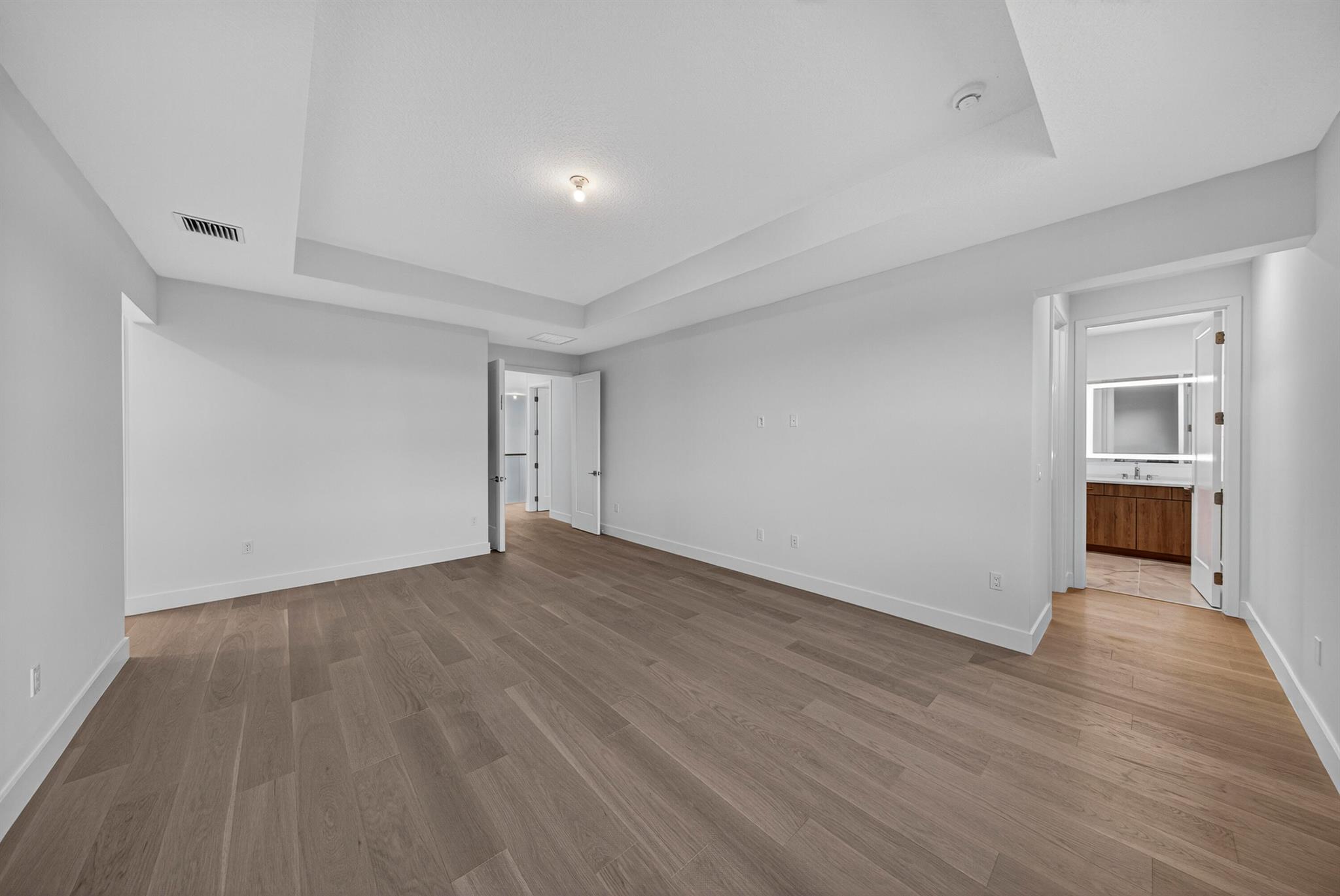 LOTUS EDGE JOHNS WEST PUD - Residential Lease