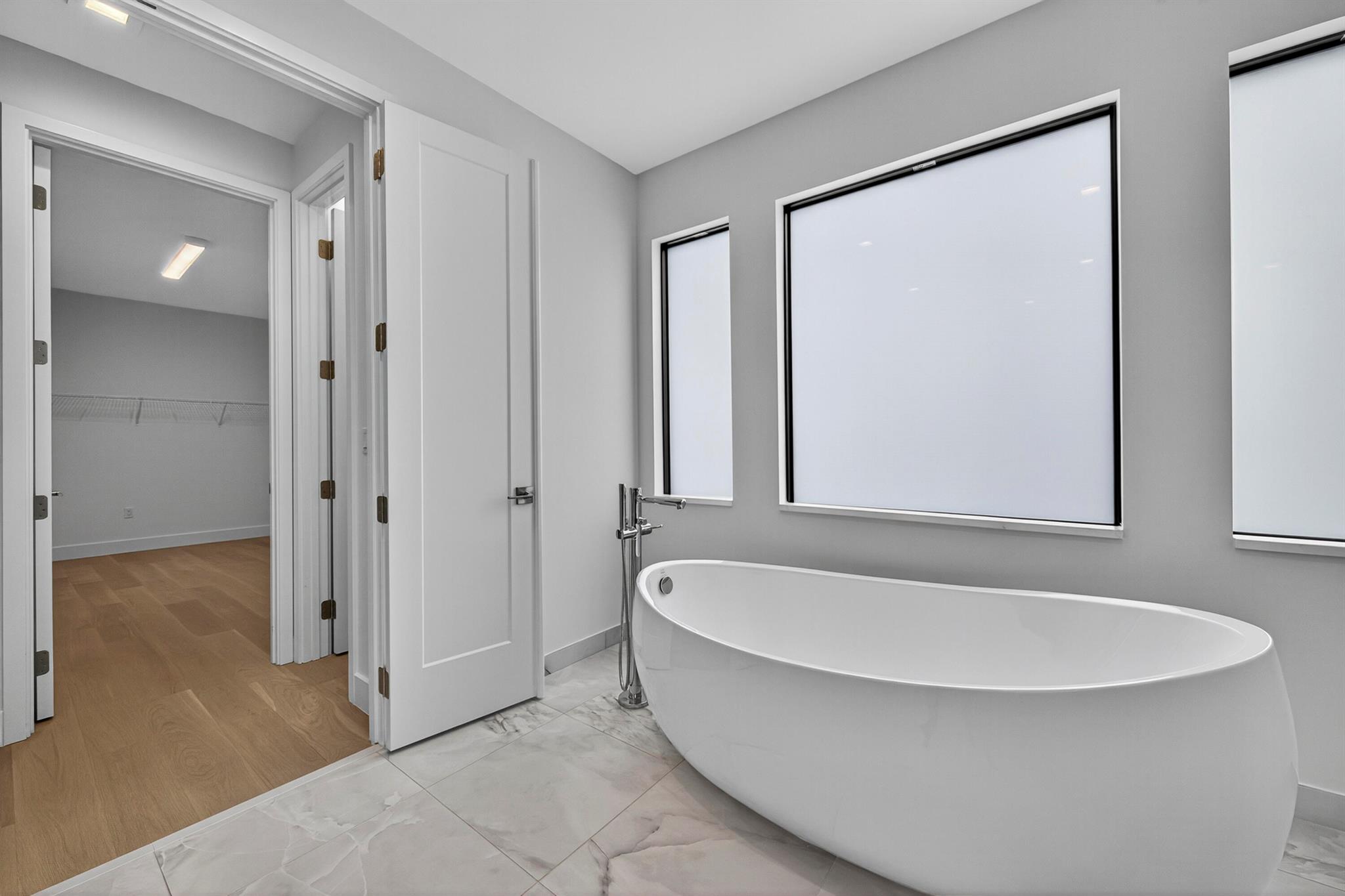 LOTUS EDGE JOHNS WEST PUD - Residential Lease