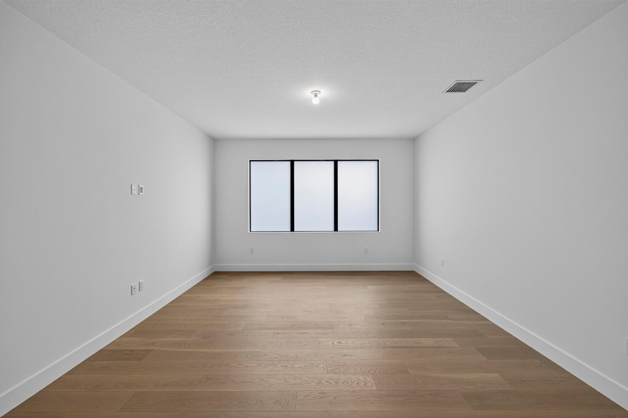 LOTUS EDGE JOHNS WEST PUD - Residential Lease