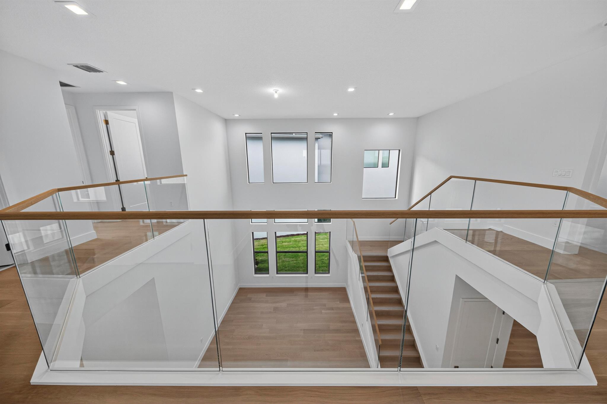 LOTUS EDGE JOHNS WEST PUD - Residential Lease