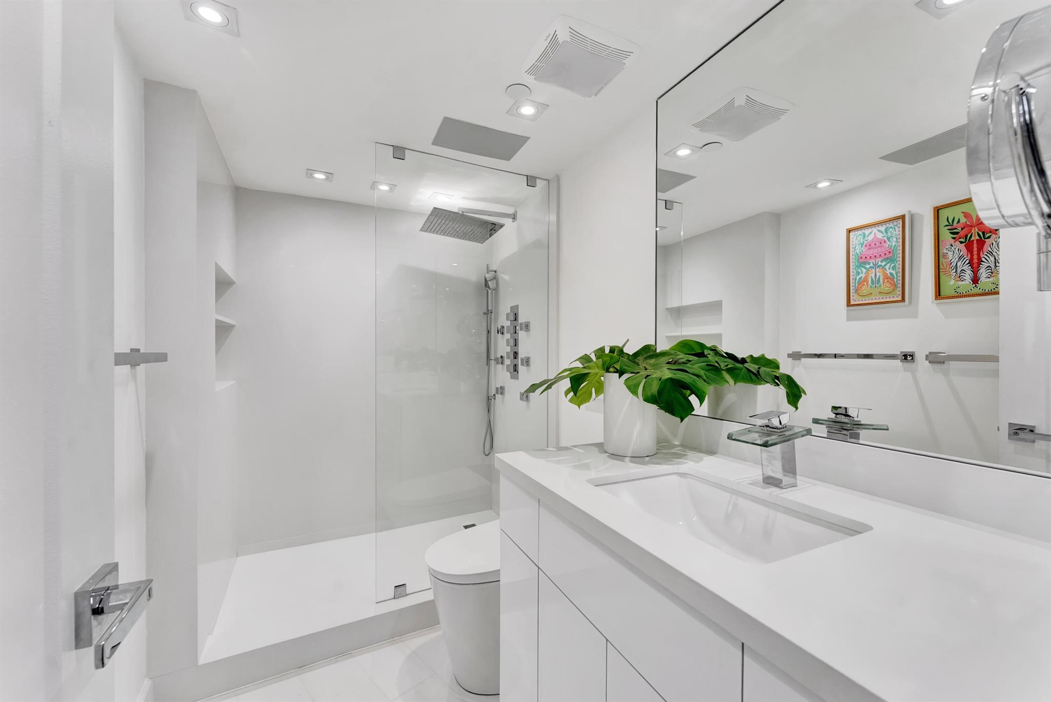 THIRTY-THREE SIXTY CONDO - Residential