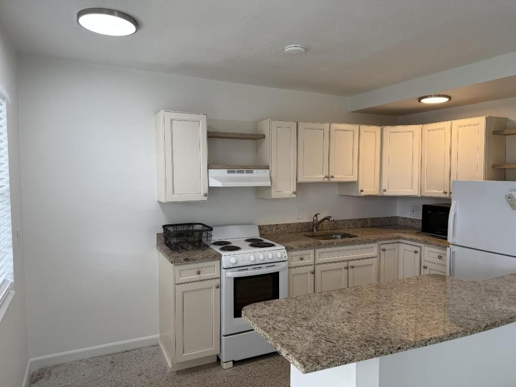 Photo of 1118 N H Street #16, Lake Worth Beach, FL 33460 (MLS # R11145172)