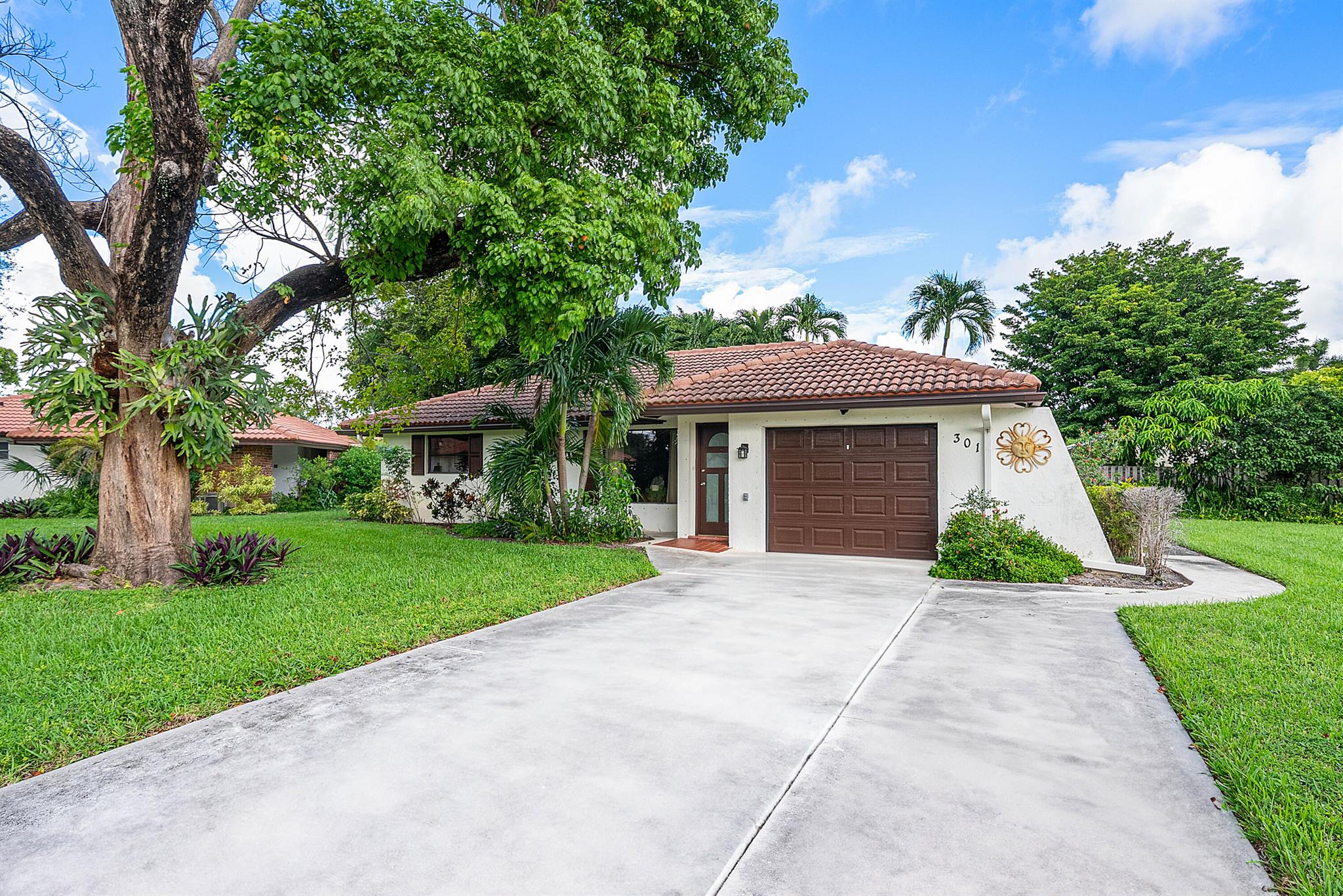 View photos, virtual tours, details... 301 NW 42nd Street