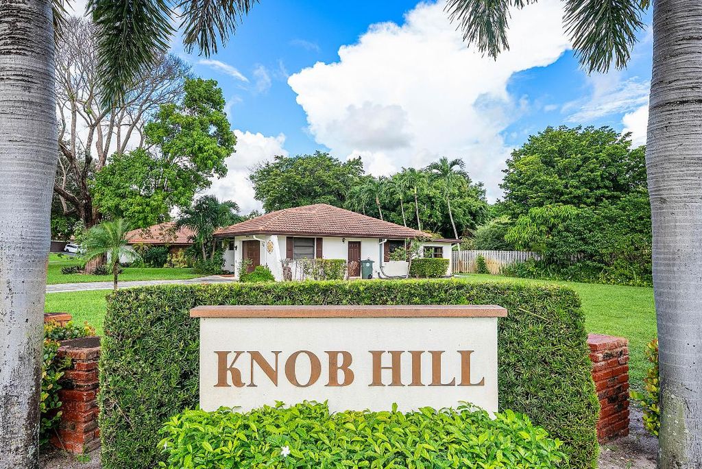 Photo of 301 NW 42nd Street, Boca Raton, FL 33431 (MLS # R11132245)