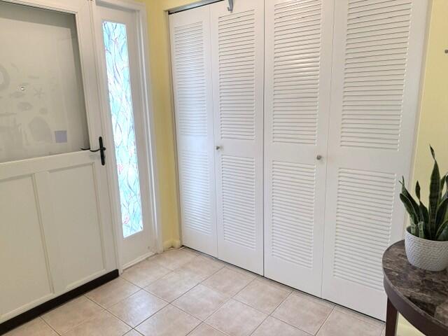1216 S S Lakes End Drive Apt D