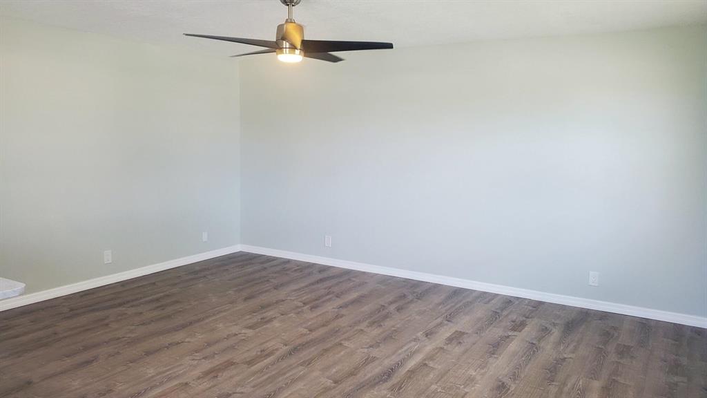 KINGS POINT NORMANDY COND - Residential Lease