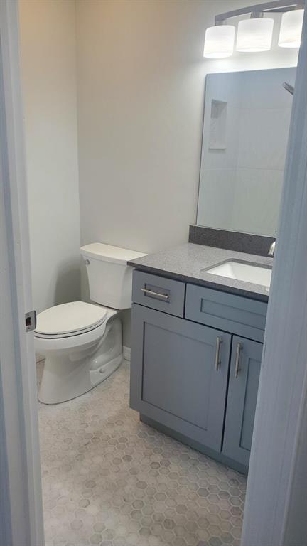 KINGS POINT NORMANDY COND - Residential Lease